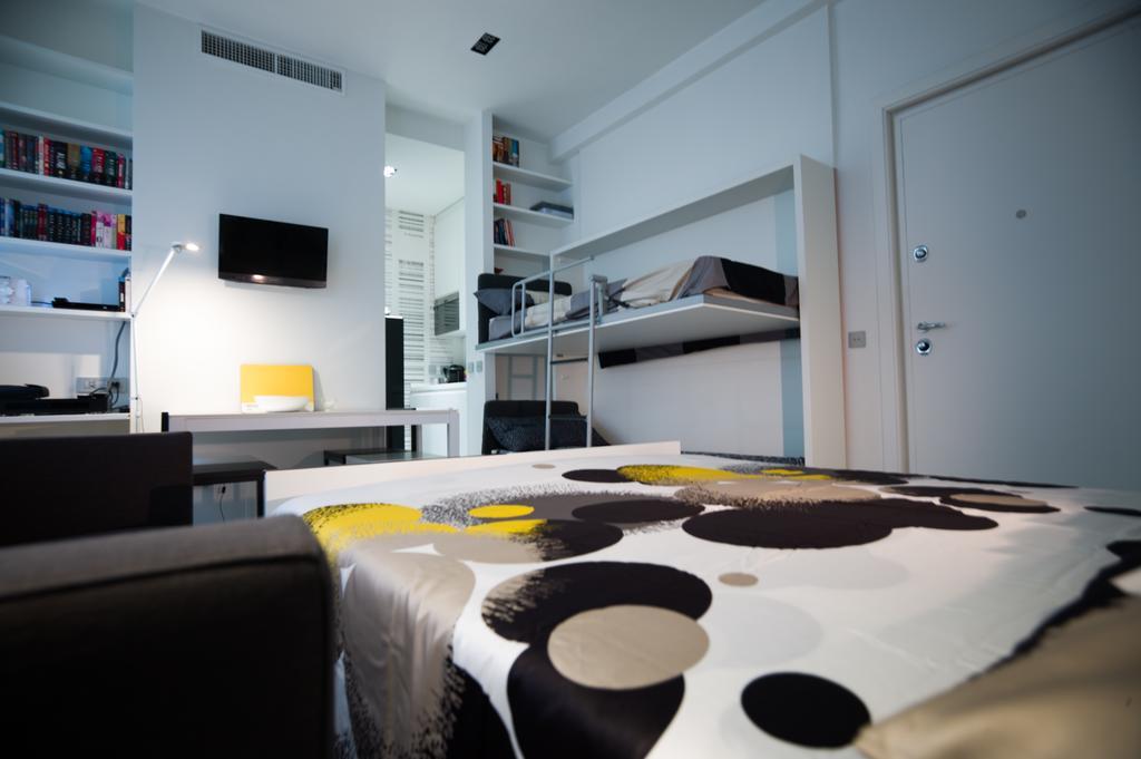 Stylish Mini In The Heart Of Milano Apartment Room photo